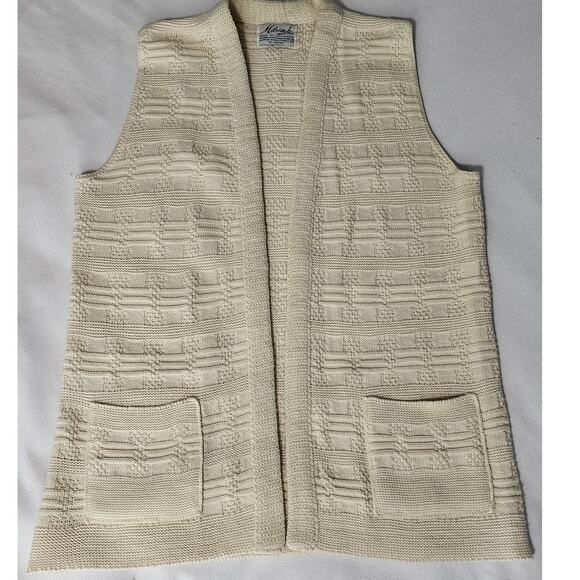 MILRANK MEN’S BEIGE CLASSIC STYLE KNIT SWEATER VEST WITH POCKETS –  SIZE MEDIUM - Picture 4 of 10